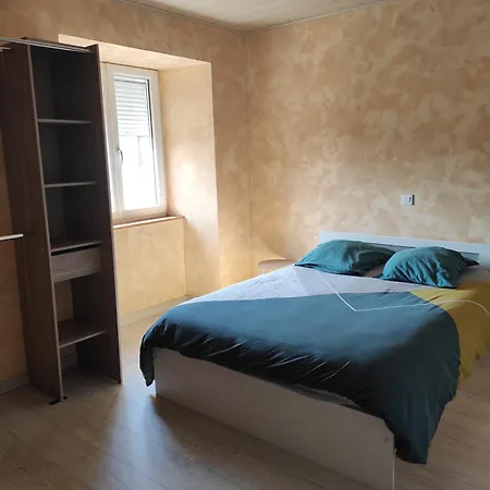 A La Campagne Lägenhet