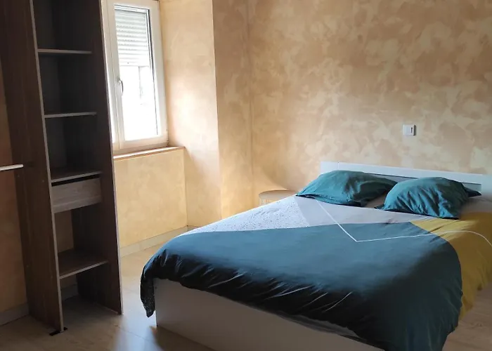 A La Campagne Apartment